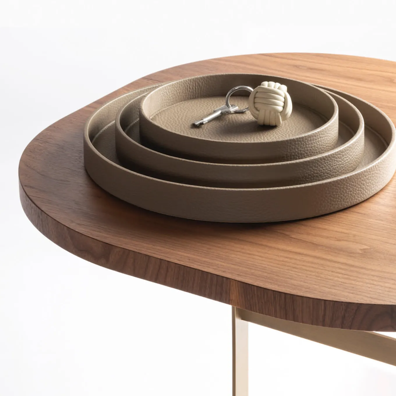 Dama Small Brown Leather Tray