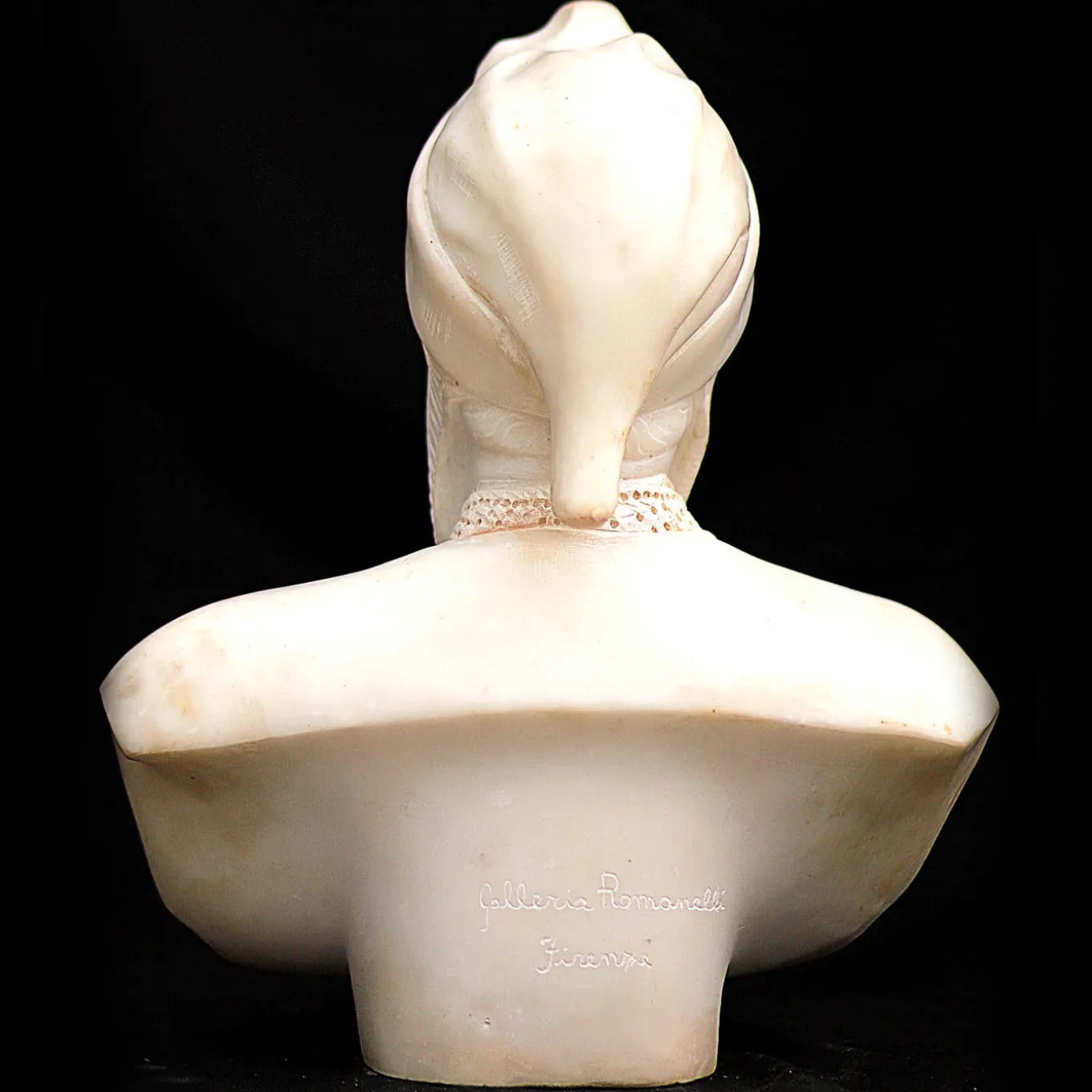 Dante Alighieri Sculpture