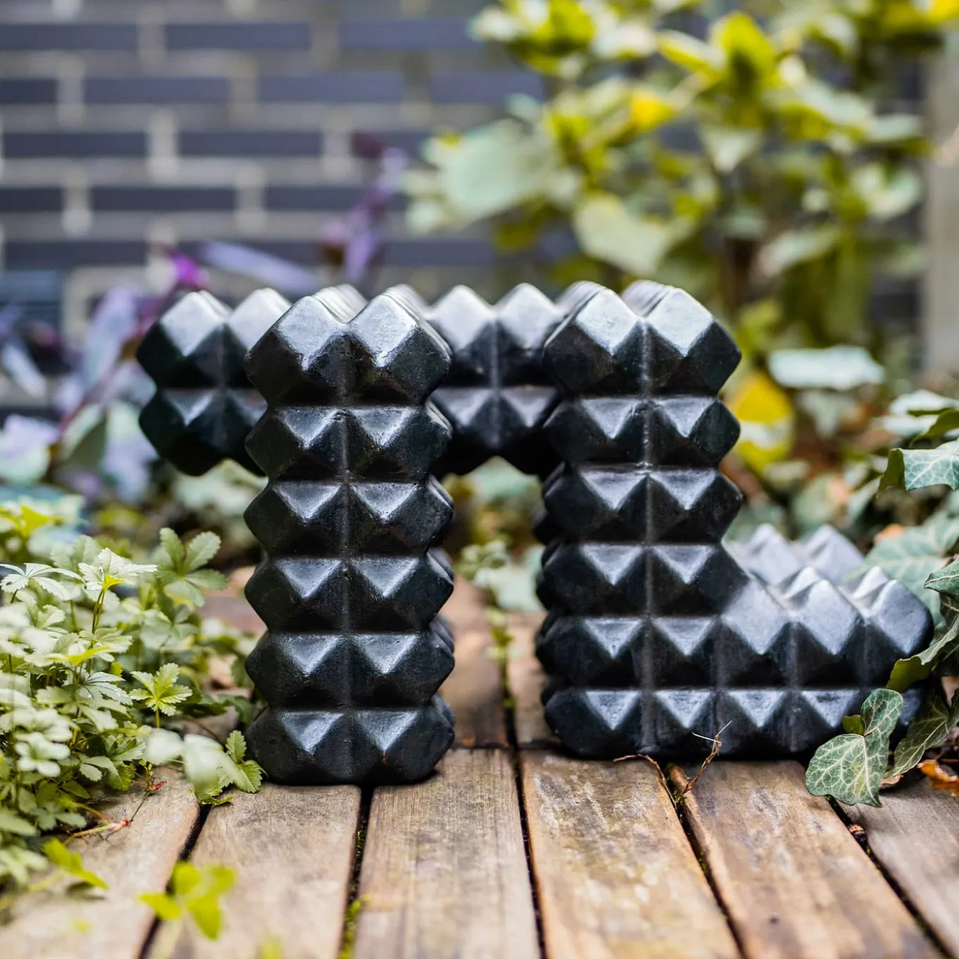 Dark Prono Cubic Sculpture