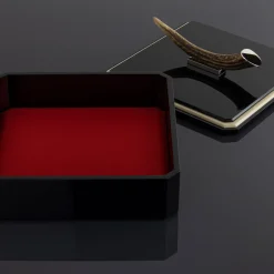 DIANA BOX WITH RED FABRIC PAD