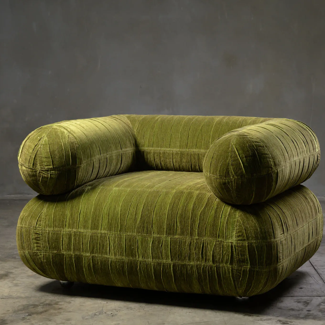 Diomira Armchair