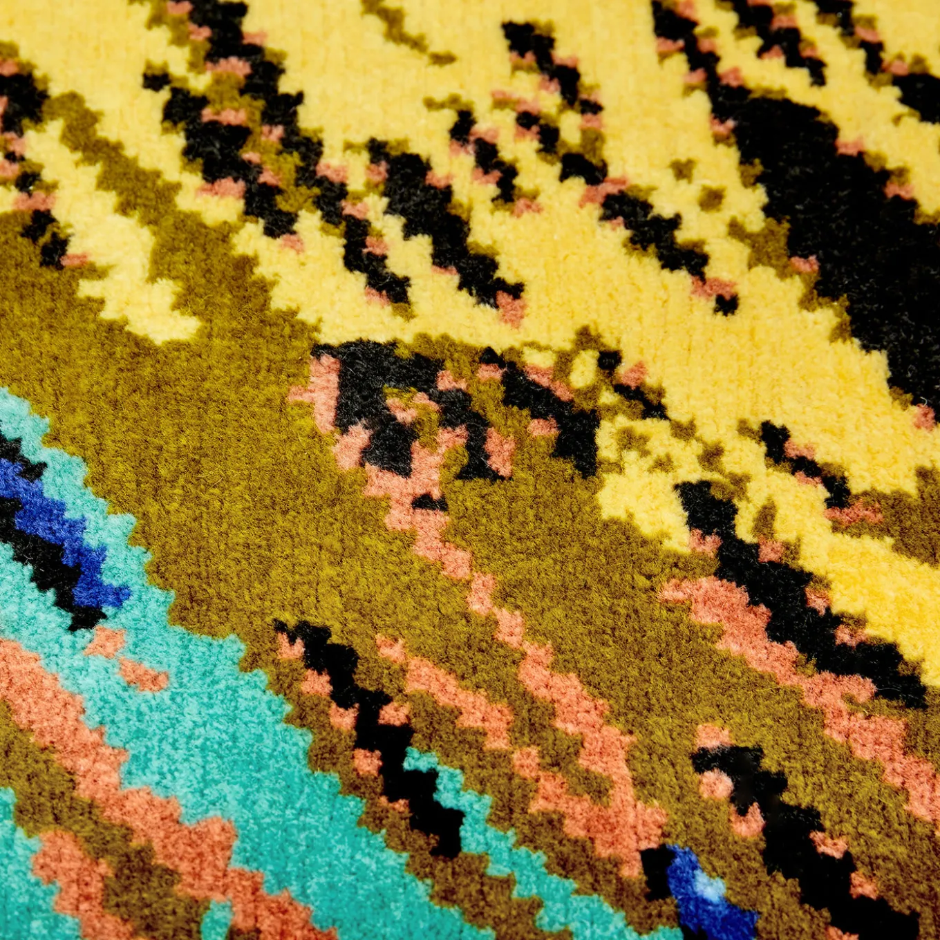 Disappearing Spectrum Wool Rug by Clémentine Chambon - Limited Edition