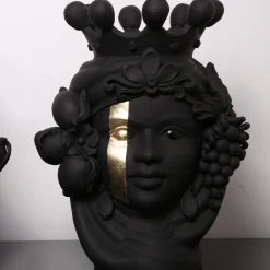 Don Venerando Black Vase