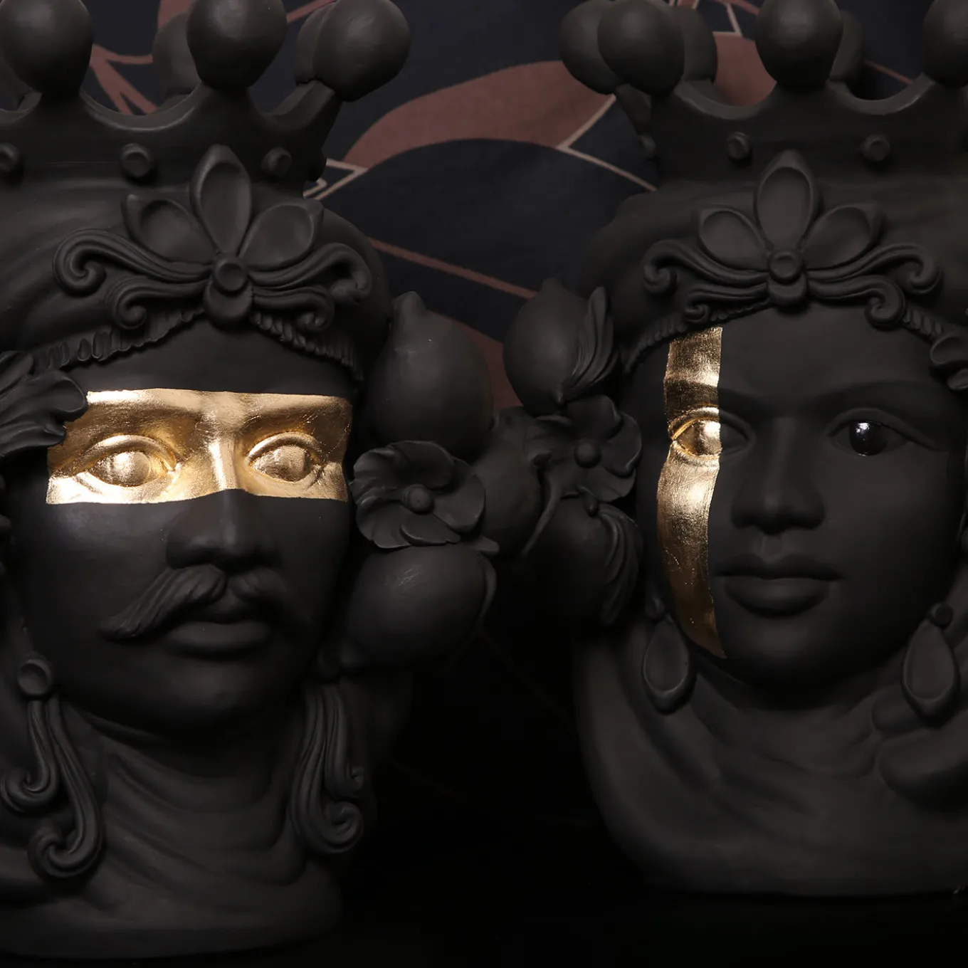 Don Venerando Black Vase