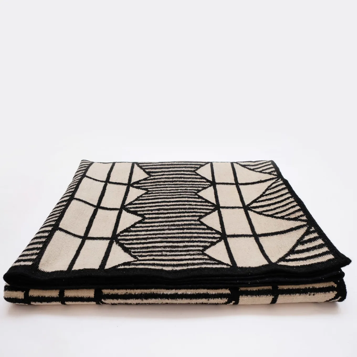 Doodle Hatch Kilim Regular Carpet