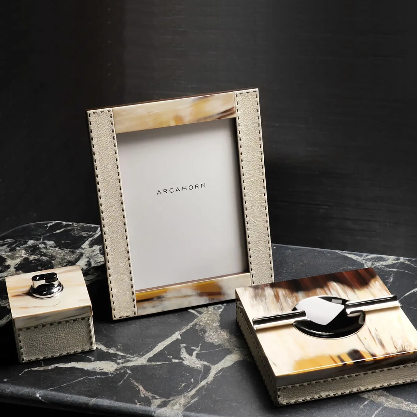 Dorotea Large Beige Photoframe