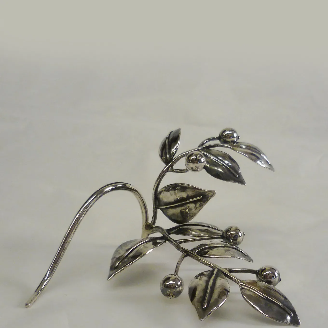 Double Mistletoe Seat Marker