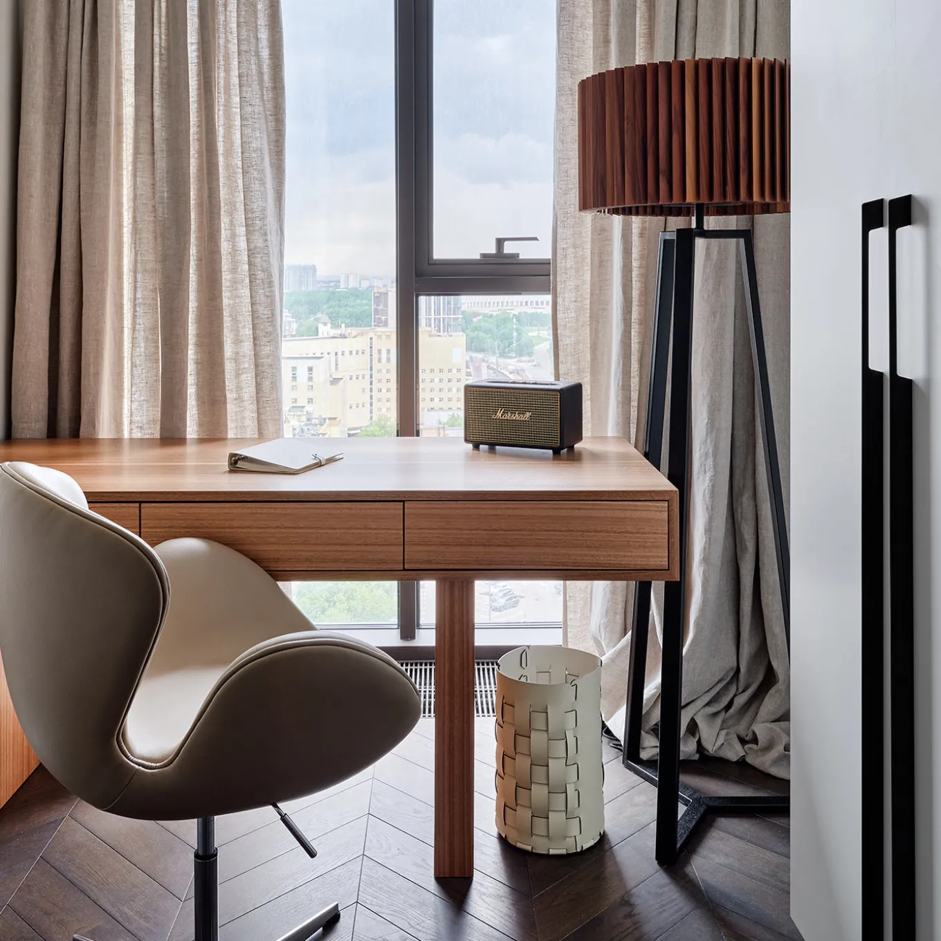 Dubai oyster and rose leather Waste Basket