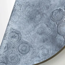 Eclisse Round Mirror Decorated With Silver Spatulated Resin