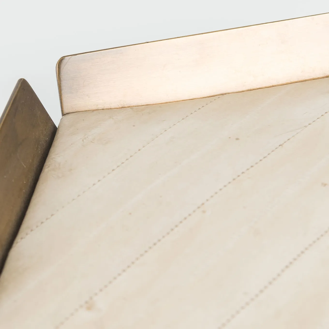 Eel Cream Nuance Leather And Light Burnished Brass Vide Poche