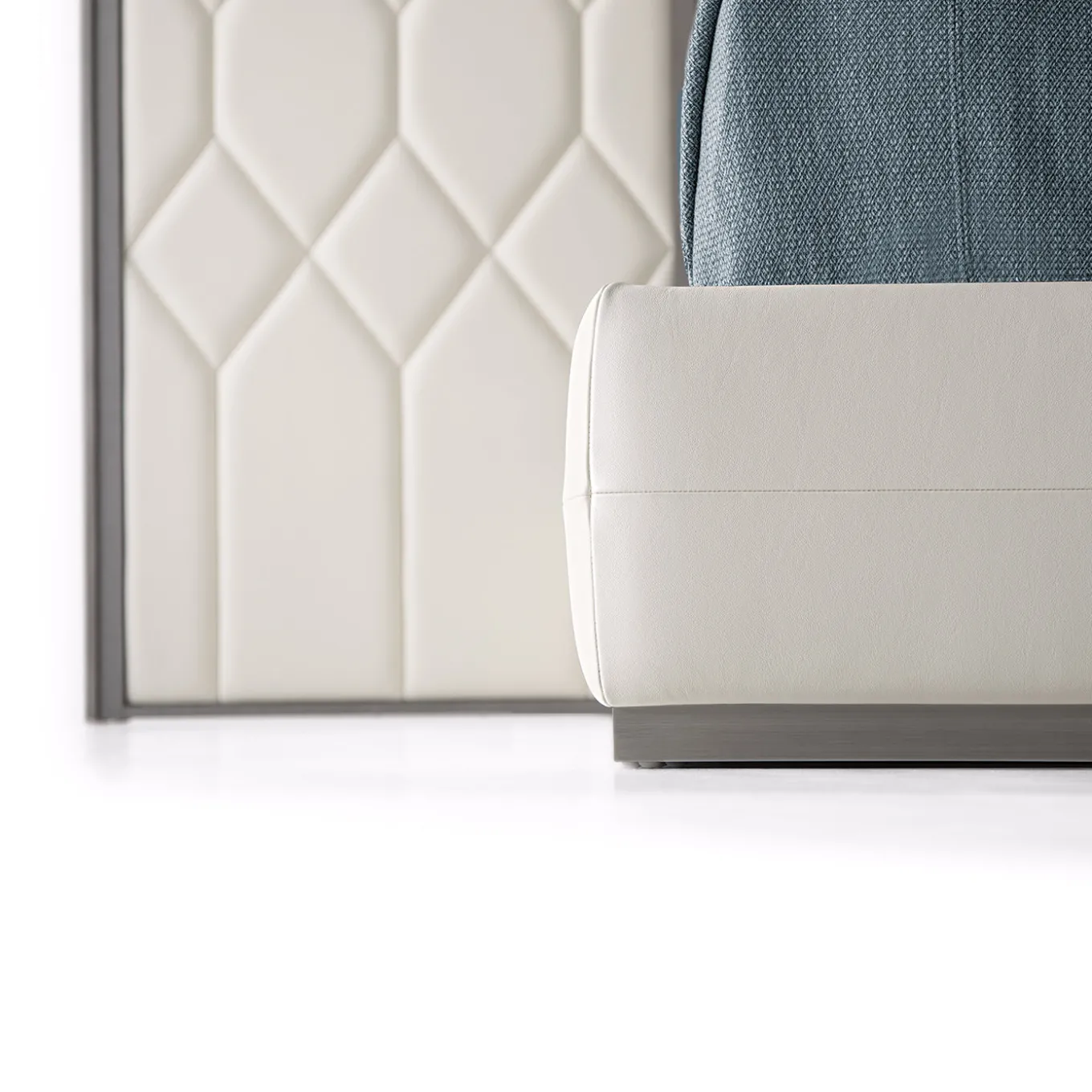 Elegance Boiserie White Leather & Sycamore Wood Bed