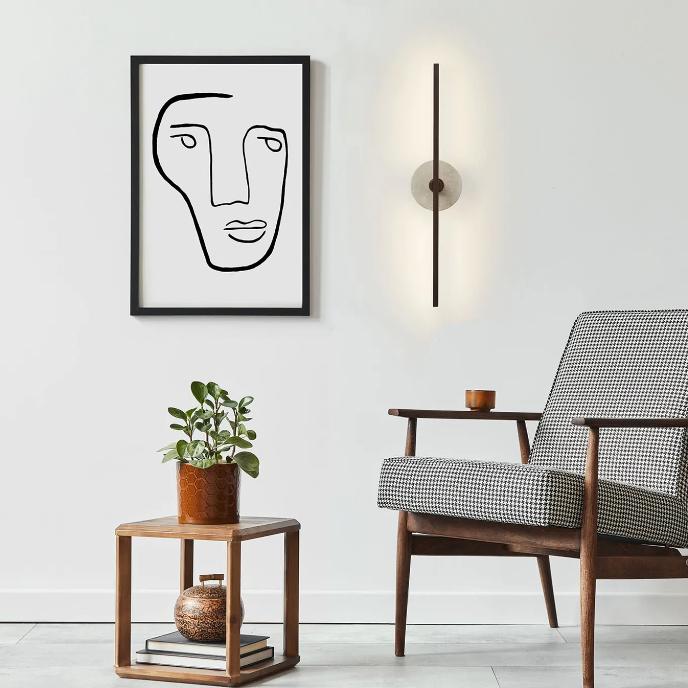 Essential Stick in Bronze and Travertine