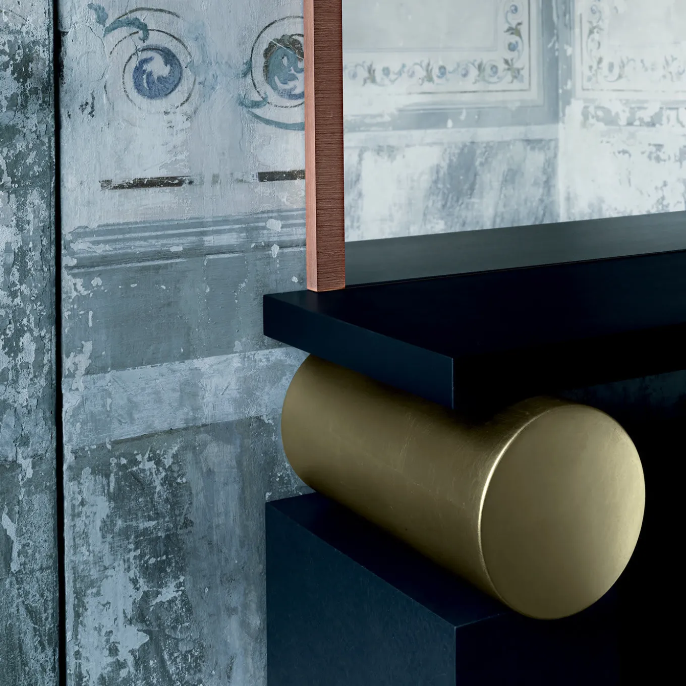 Etrusco Vanity Table by Ettore Sottsass