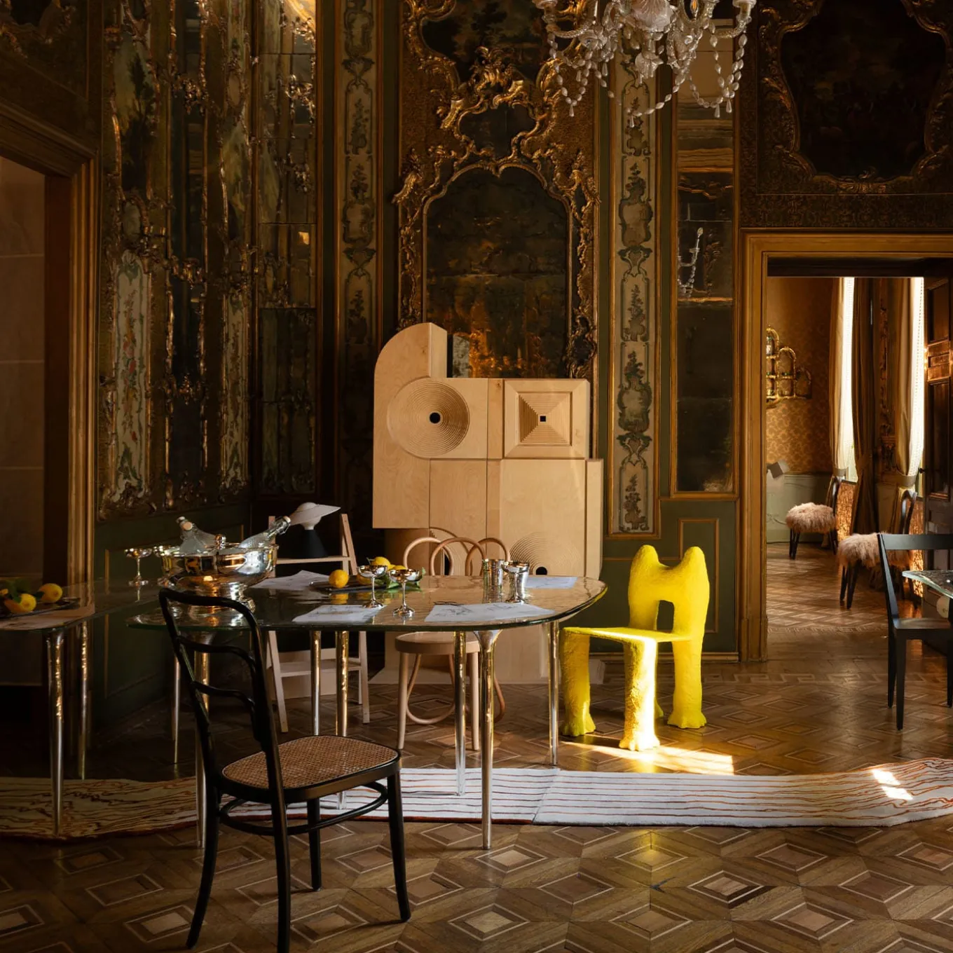 Fante Black Table Lamp