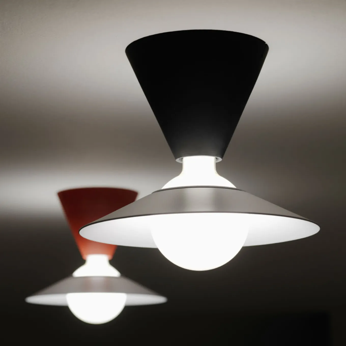 Fante Red Ceiling Lamp