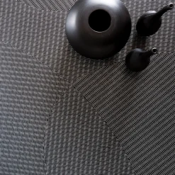 Feel Black Dyed Wood Round Dining Table