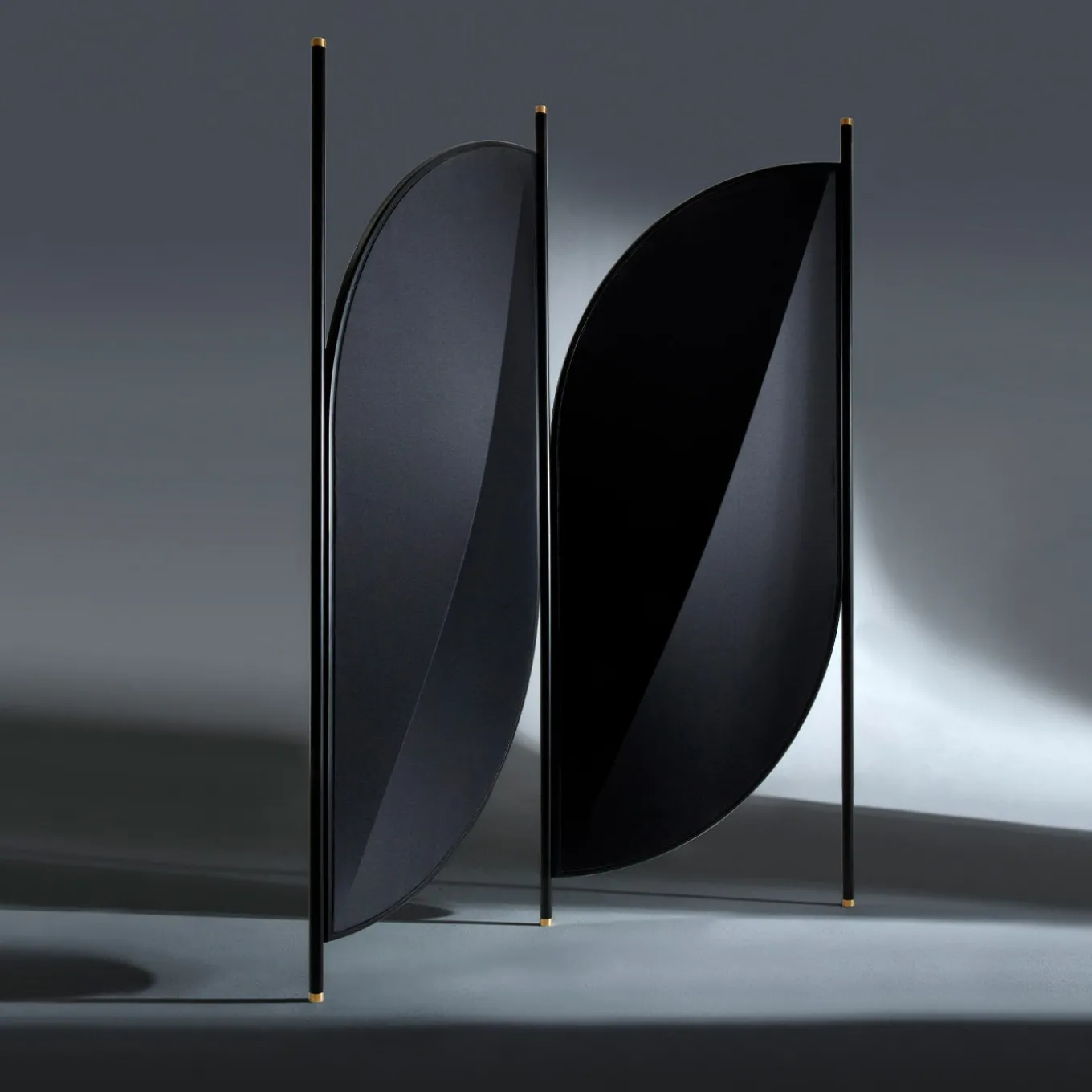 FENG two doors by TESTATONDA