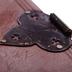 Fermaglio Leather Book