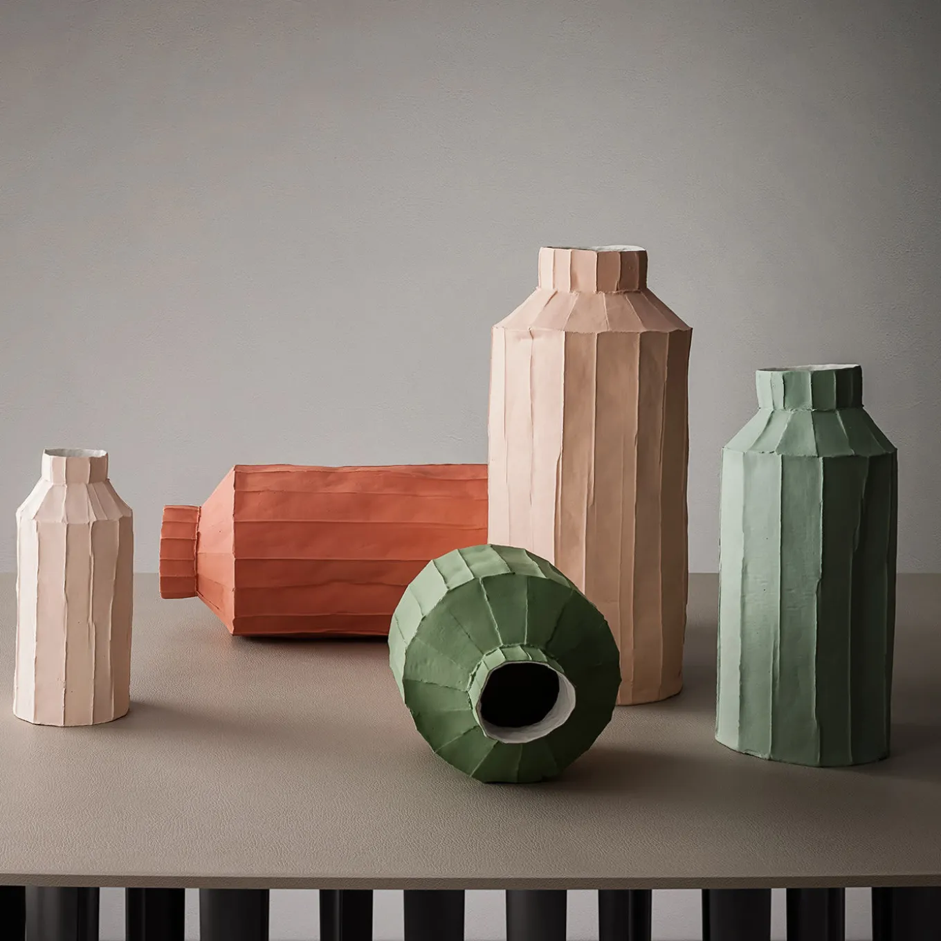 Fide Corteccia C12/Roza antico Vase