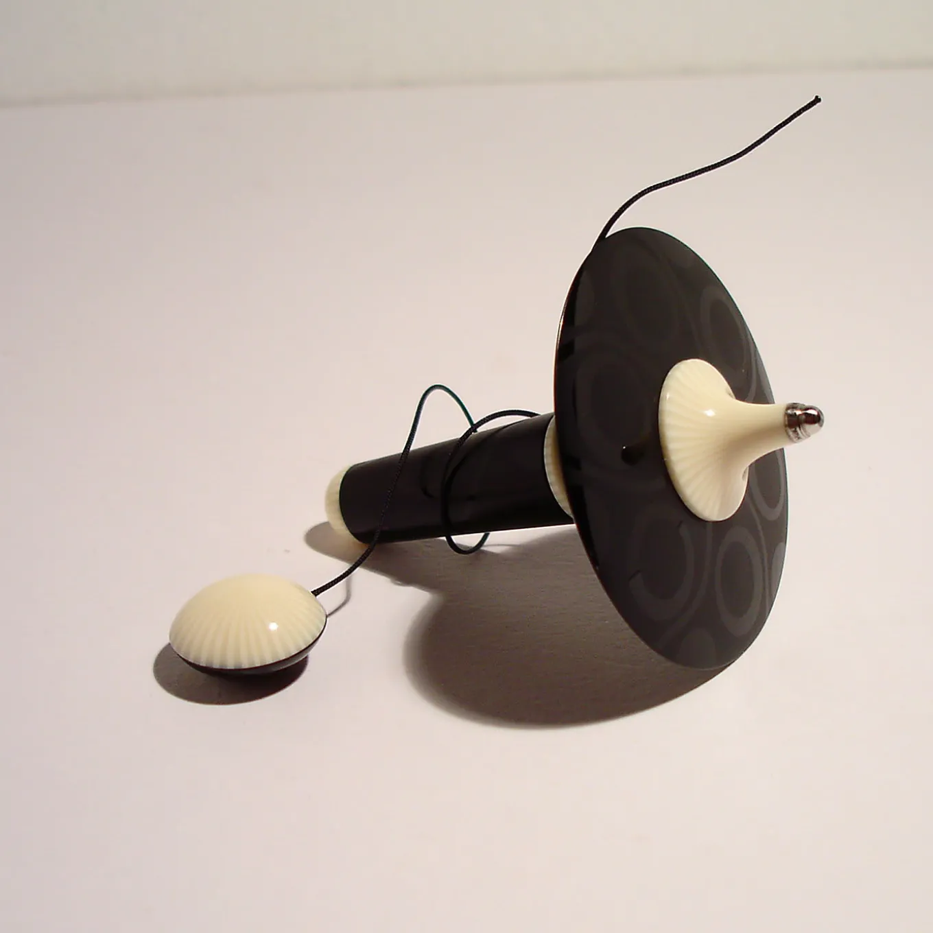 Filo Spinning Top in Resin and Galalith