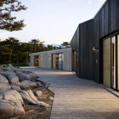 Fiordo Brass & Copper Outdoor Wall Lamp