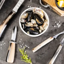 Fish and Shellfish Deluxe Cutlery Set in Natural Horn