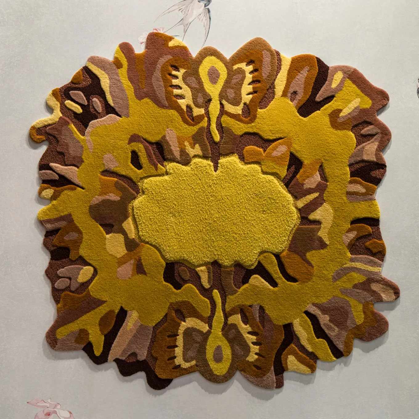 Flower Grotesque Carpet Camere Collection