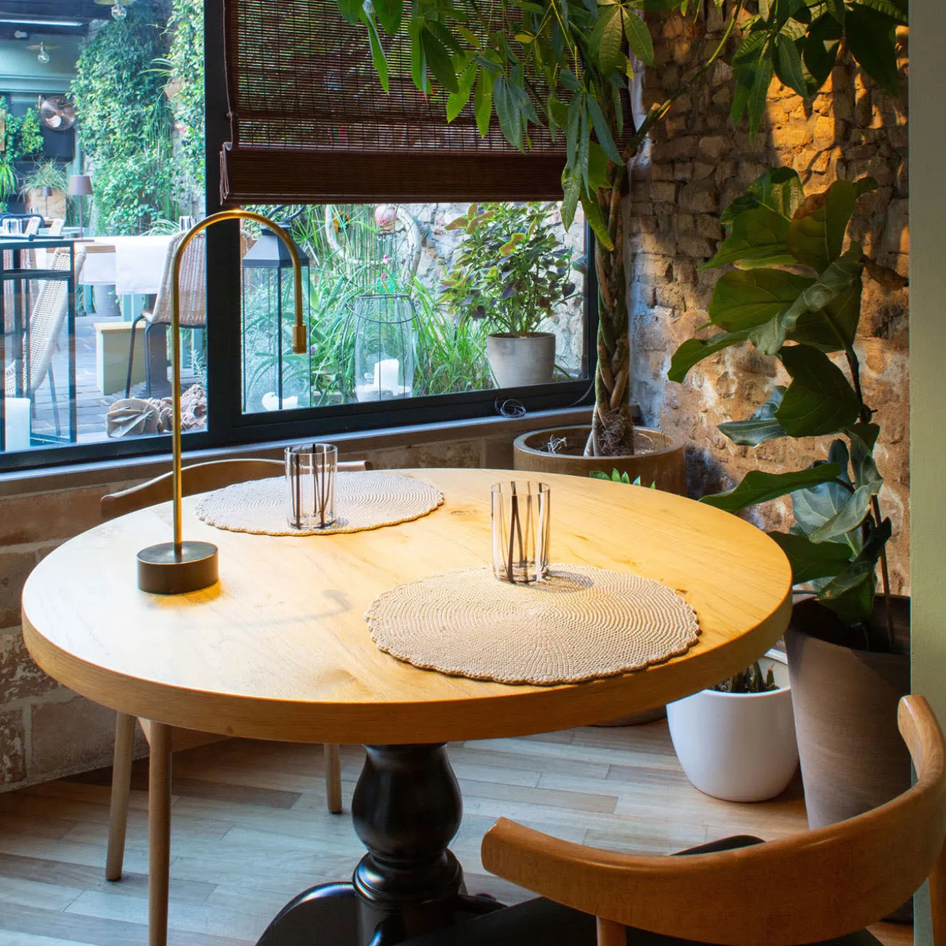 Fontana Table Lamp
