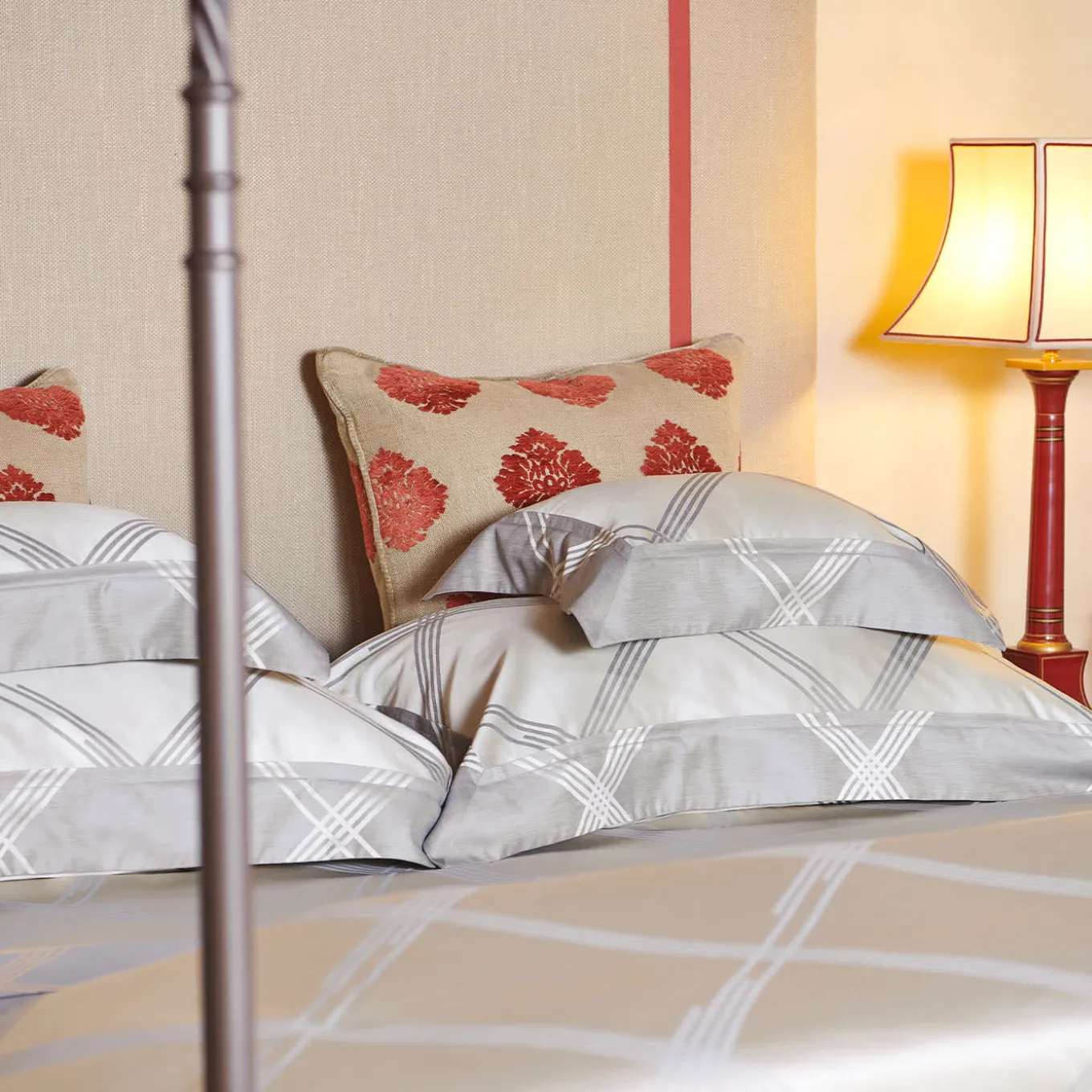 Four Generations Jacquard Grey US King Sheet Set