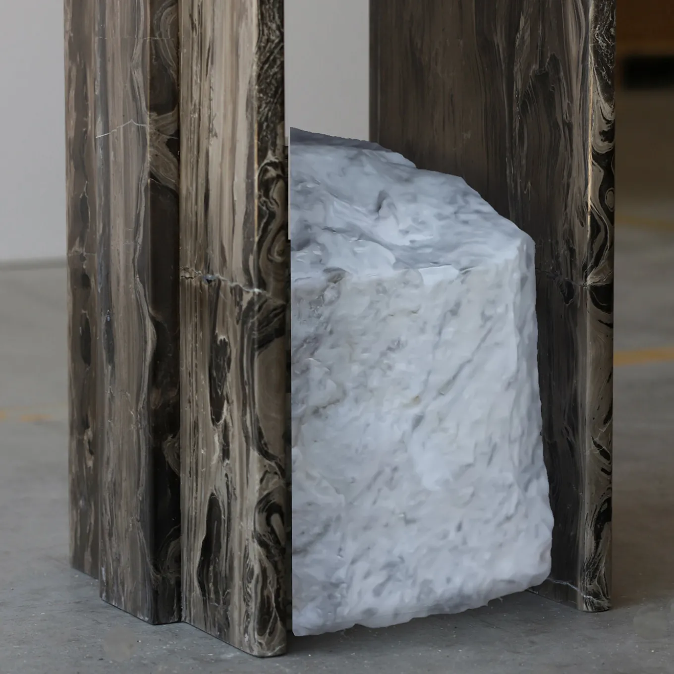 Frappuccino & White Carrara Marble Console