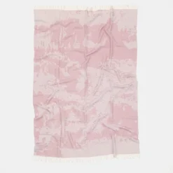 Fringed Plaster-Effect Pink Blanket