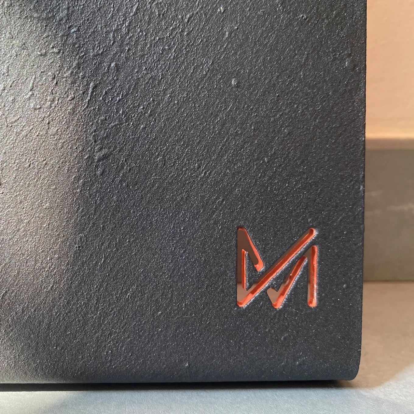 Fulmini Aluminum Sculpture Burn