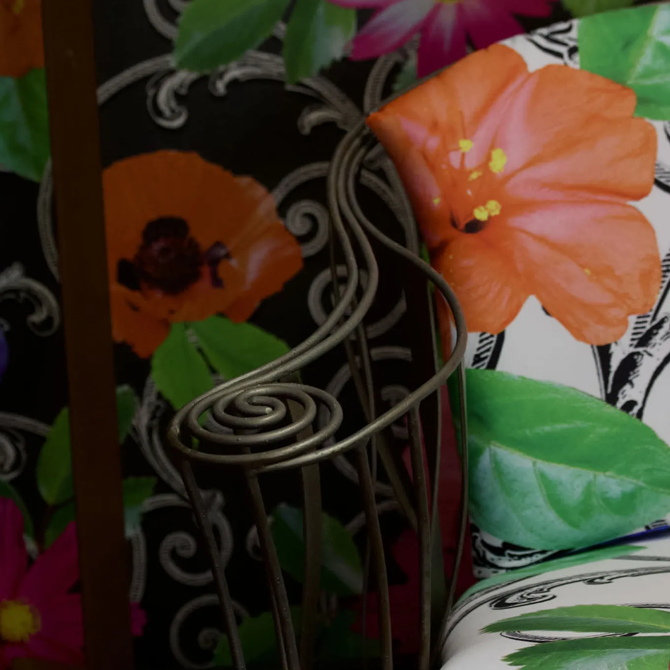 Garden White Flower Armchair by Carlo Rampazzi