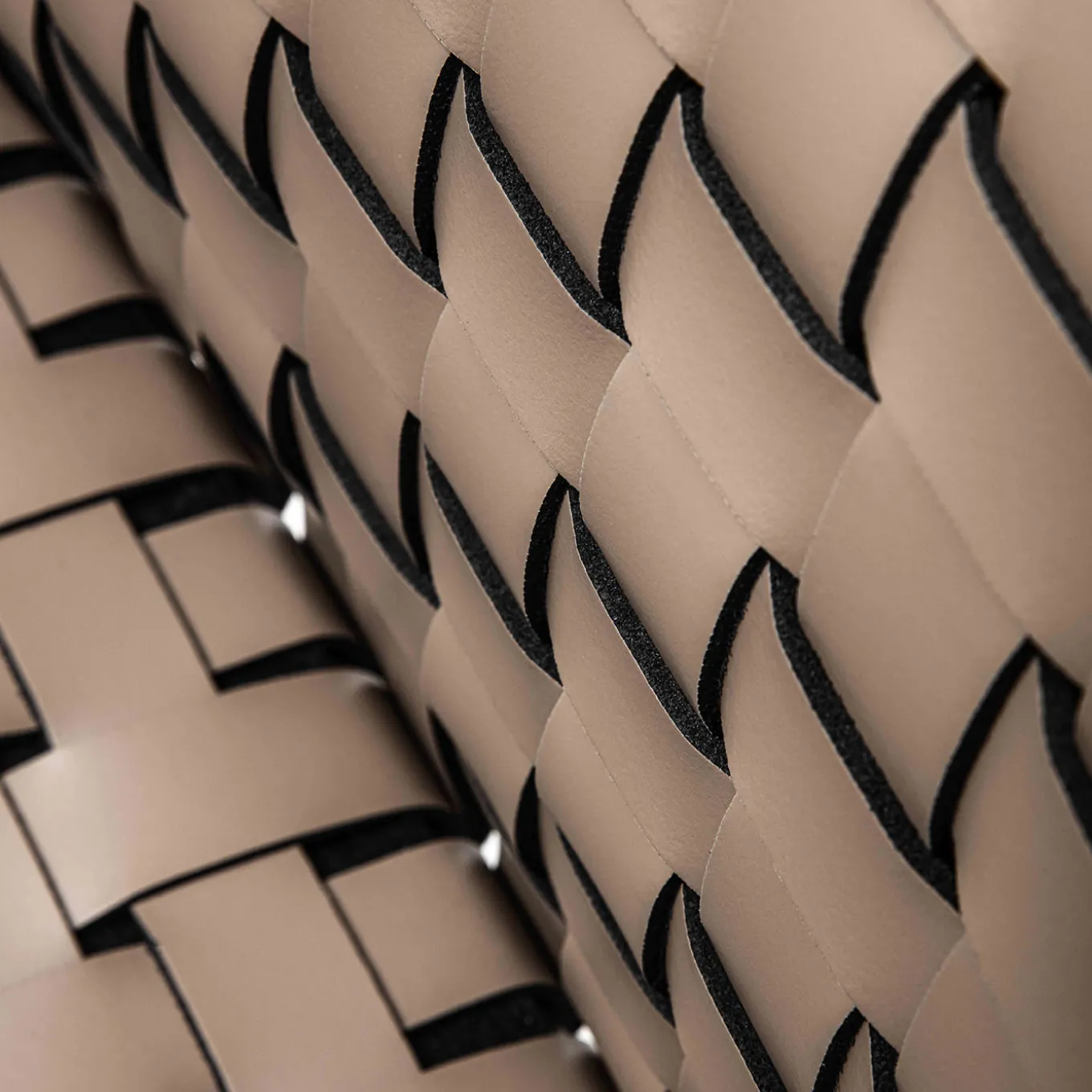 Gazzella Brown Woven Bar Stool