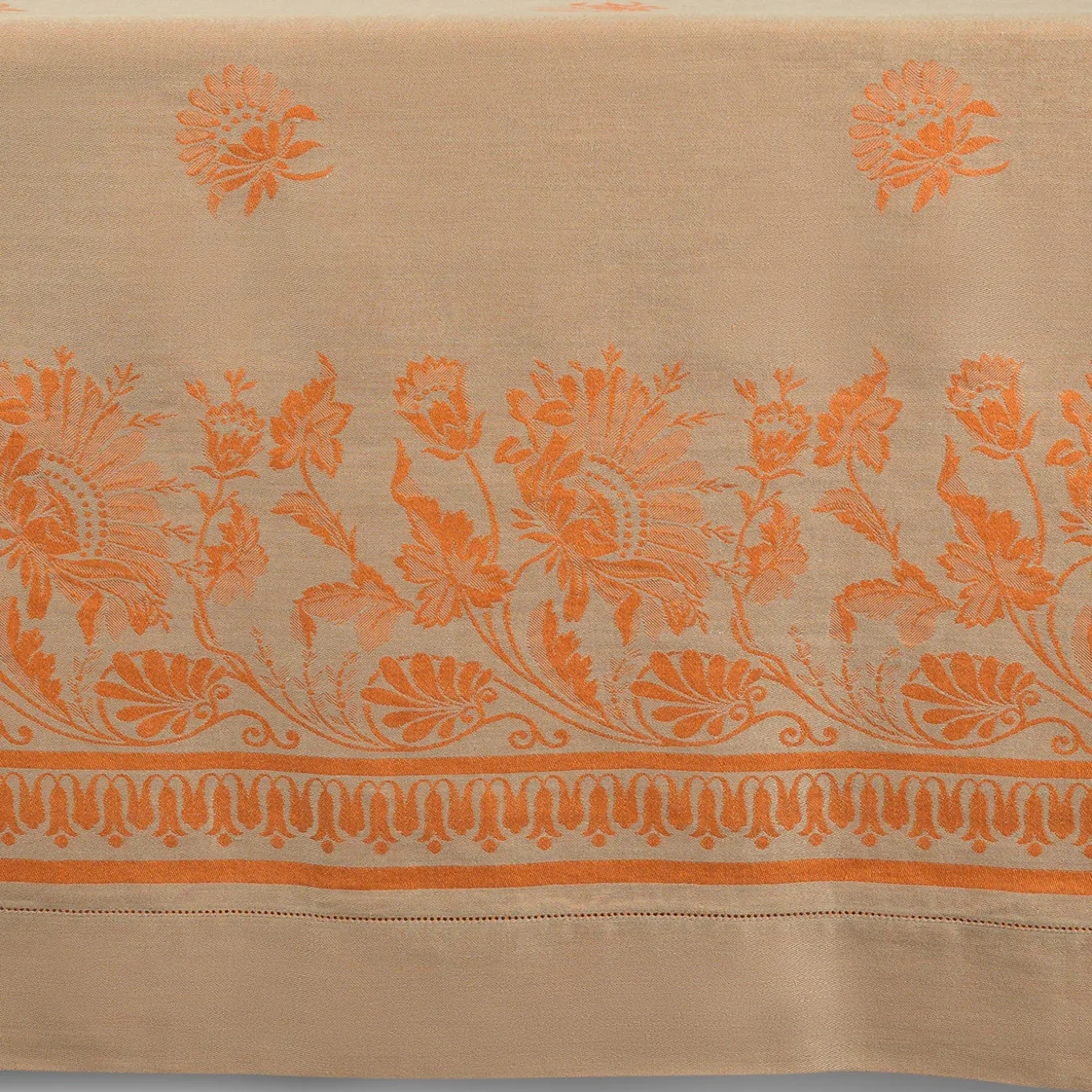 Giardino Italiano Amber Tablecloth