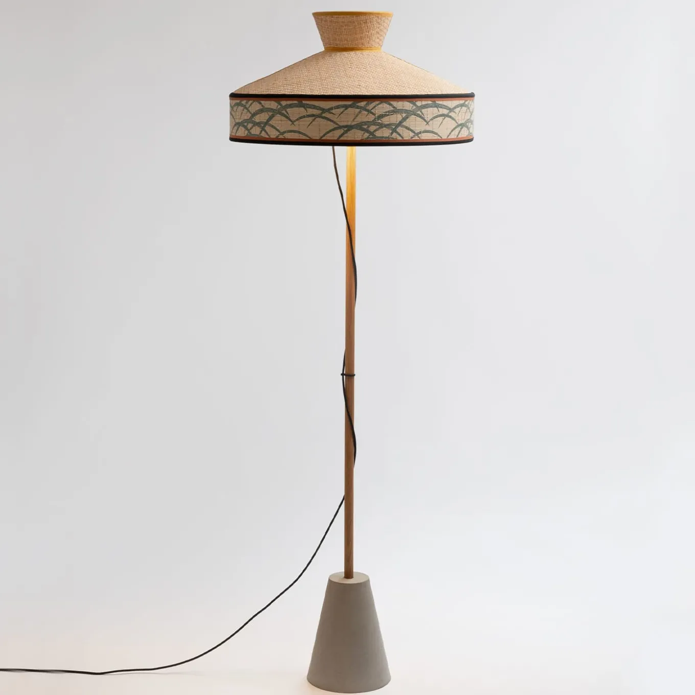 Giardino Sand Floor Lamp