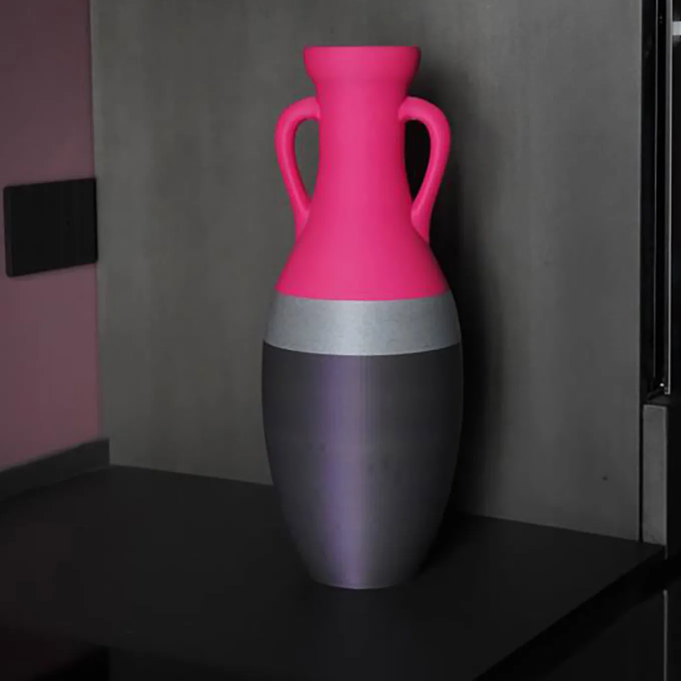 Giulio Cesare XL Black Silver And Fucsia Amphora