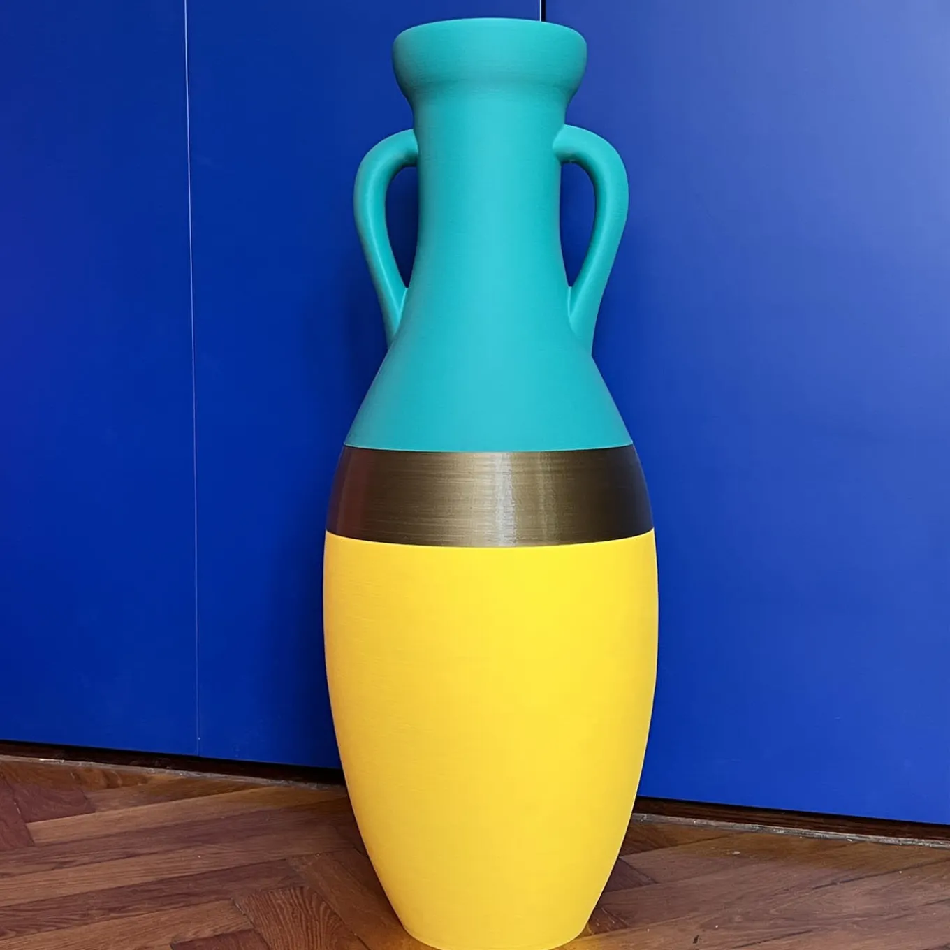Giulio Cesare XXL Yellow Bronze And Light Blue Amphora