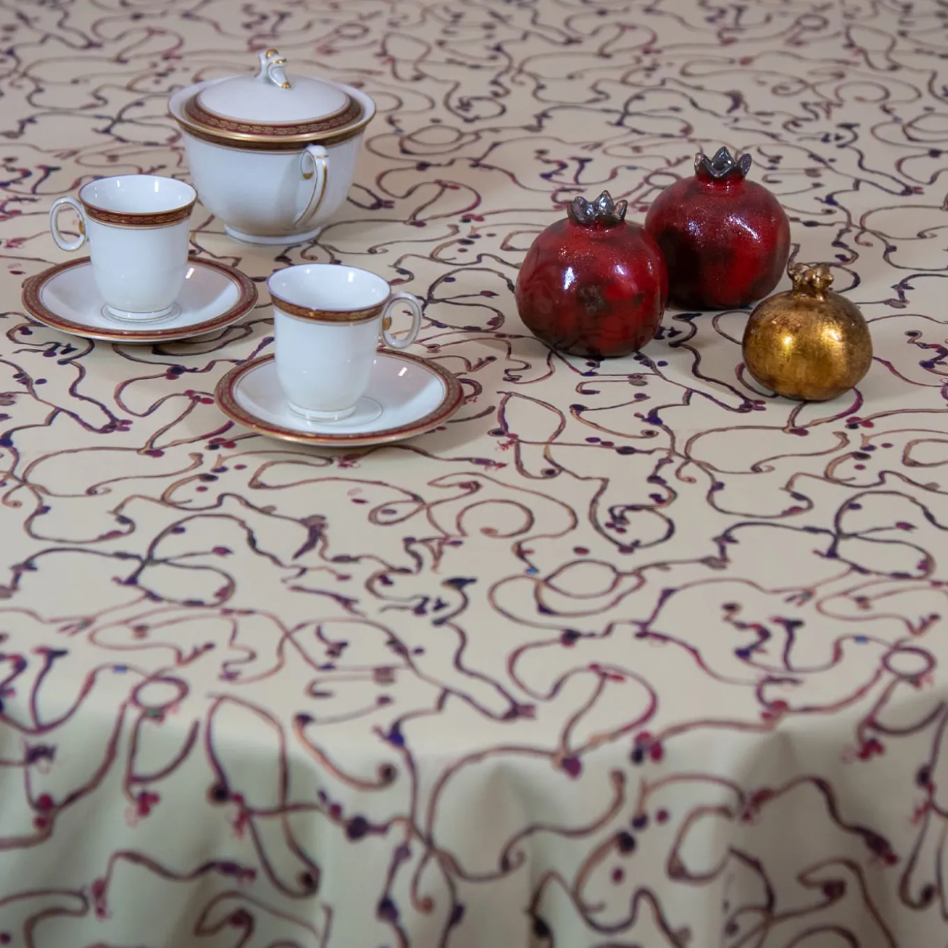 Gocce di Luce Beige Tablecloth