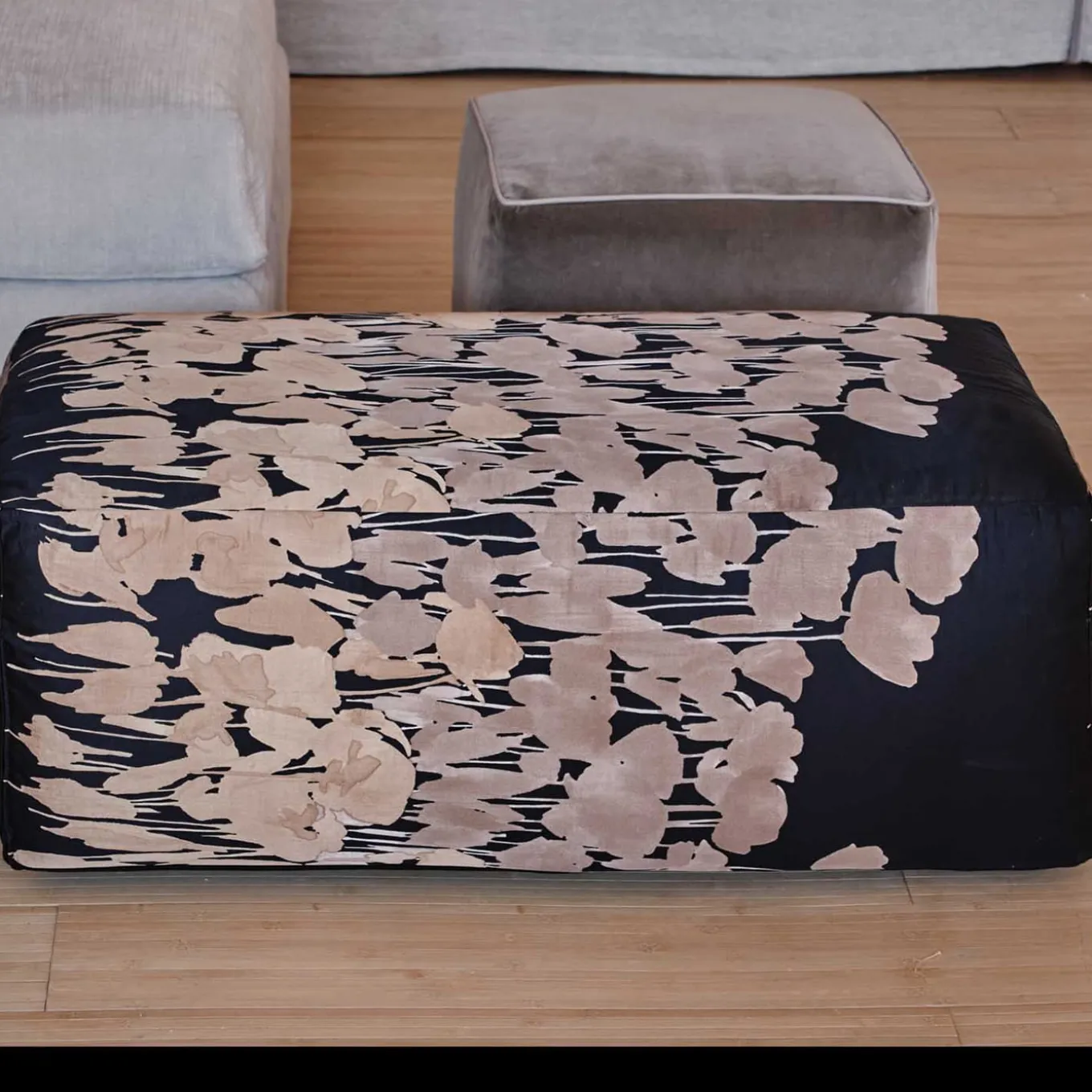 Golden Tulip Silk Pouf