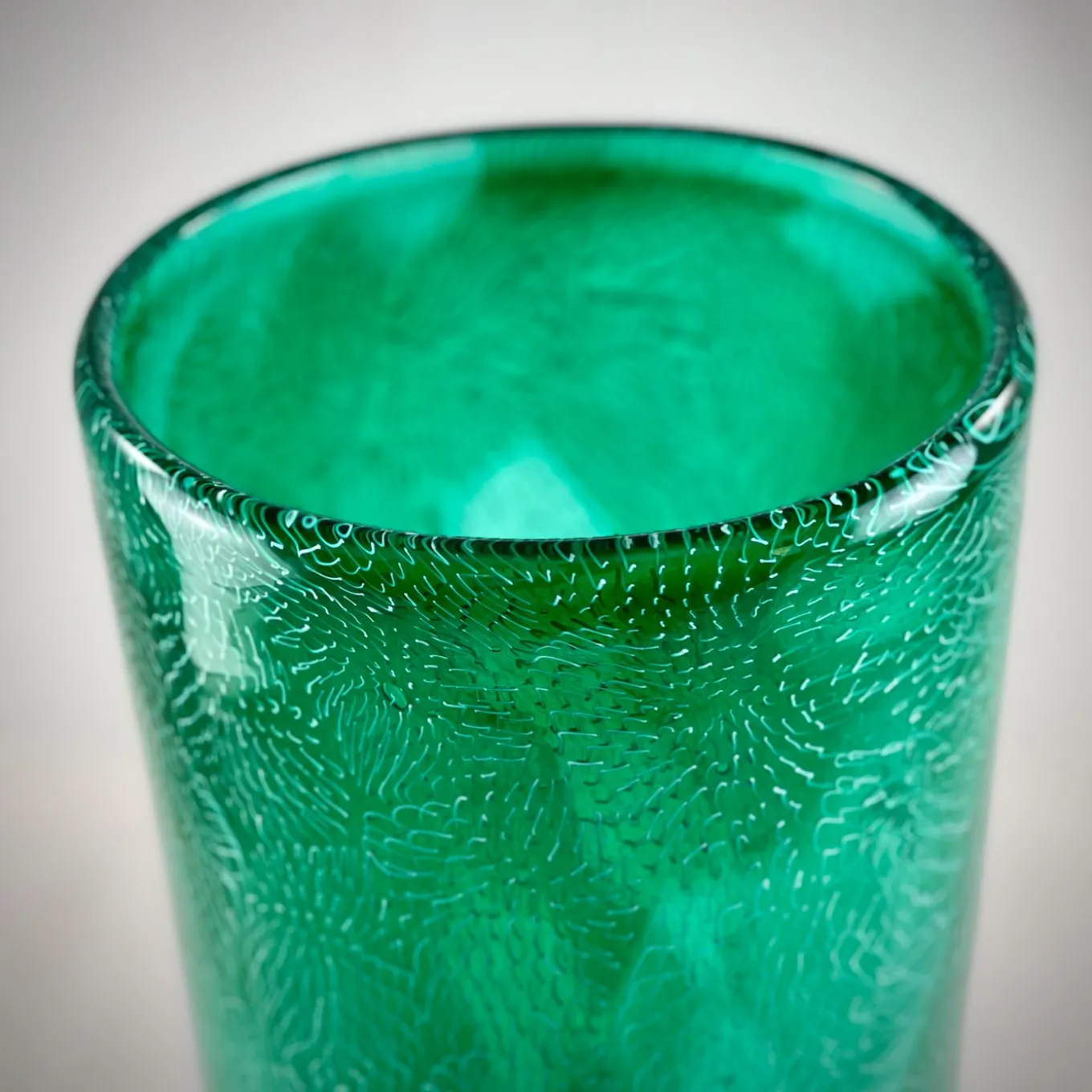 Green & White Filigree Murrine Vase