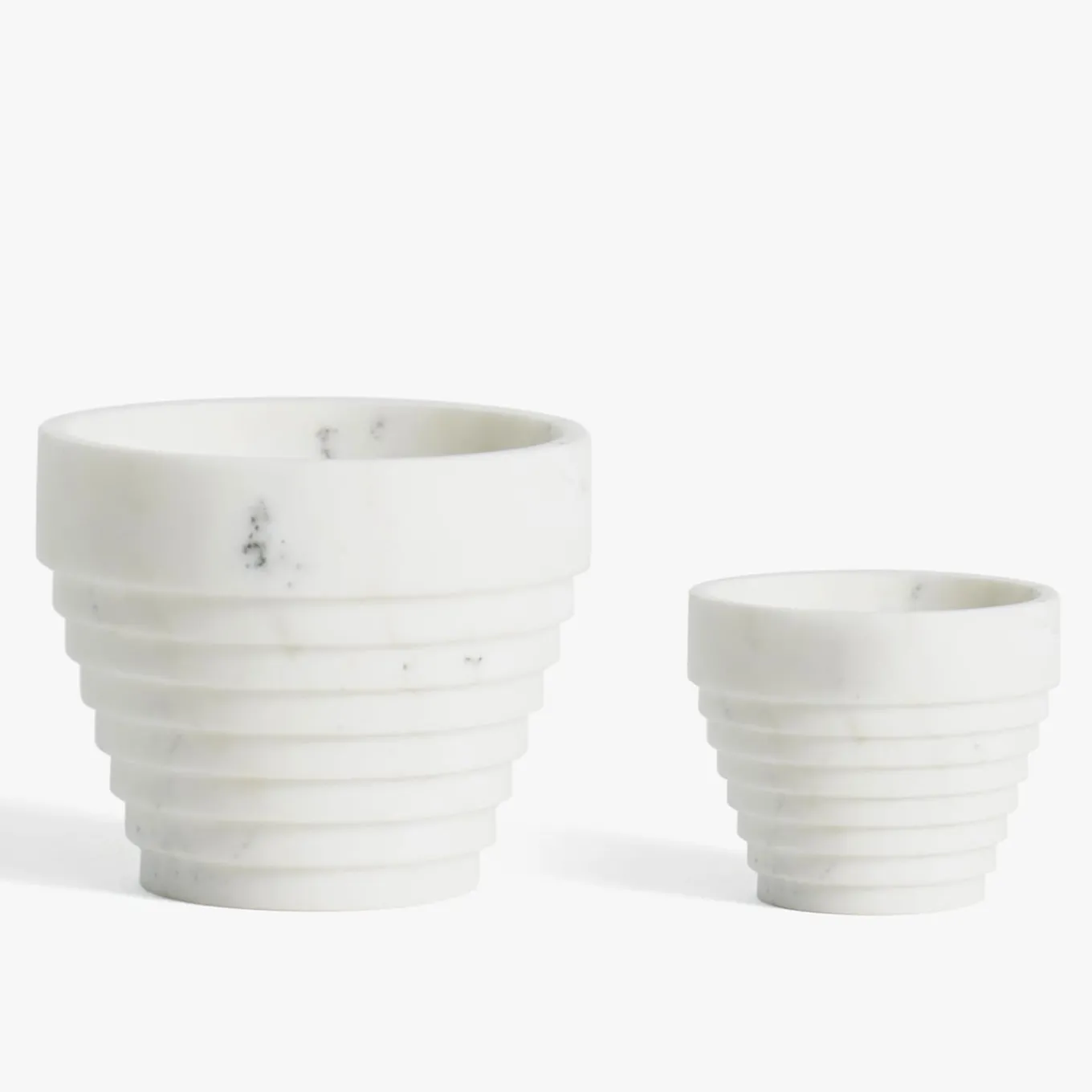 Guggenheim White Michelangelo Pot by Michele Chiossi