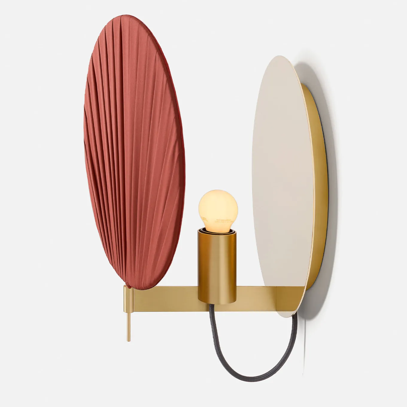 Guinea Wall Lamp - Brick