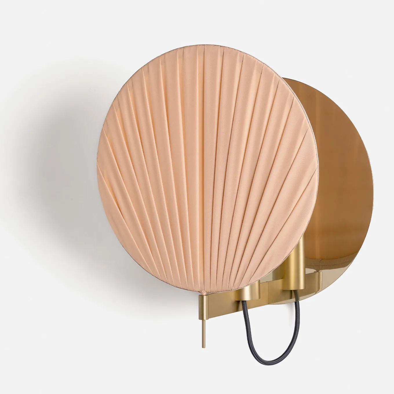 Guinea Wall Lamp - Pink