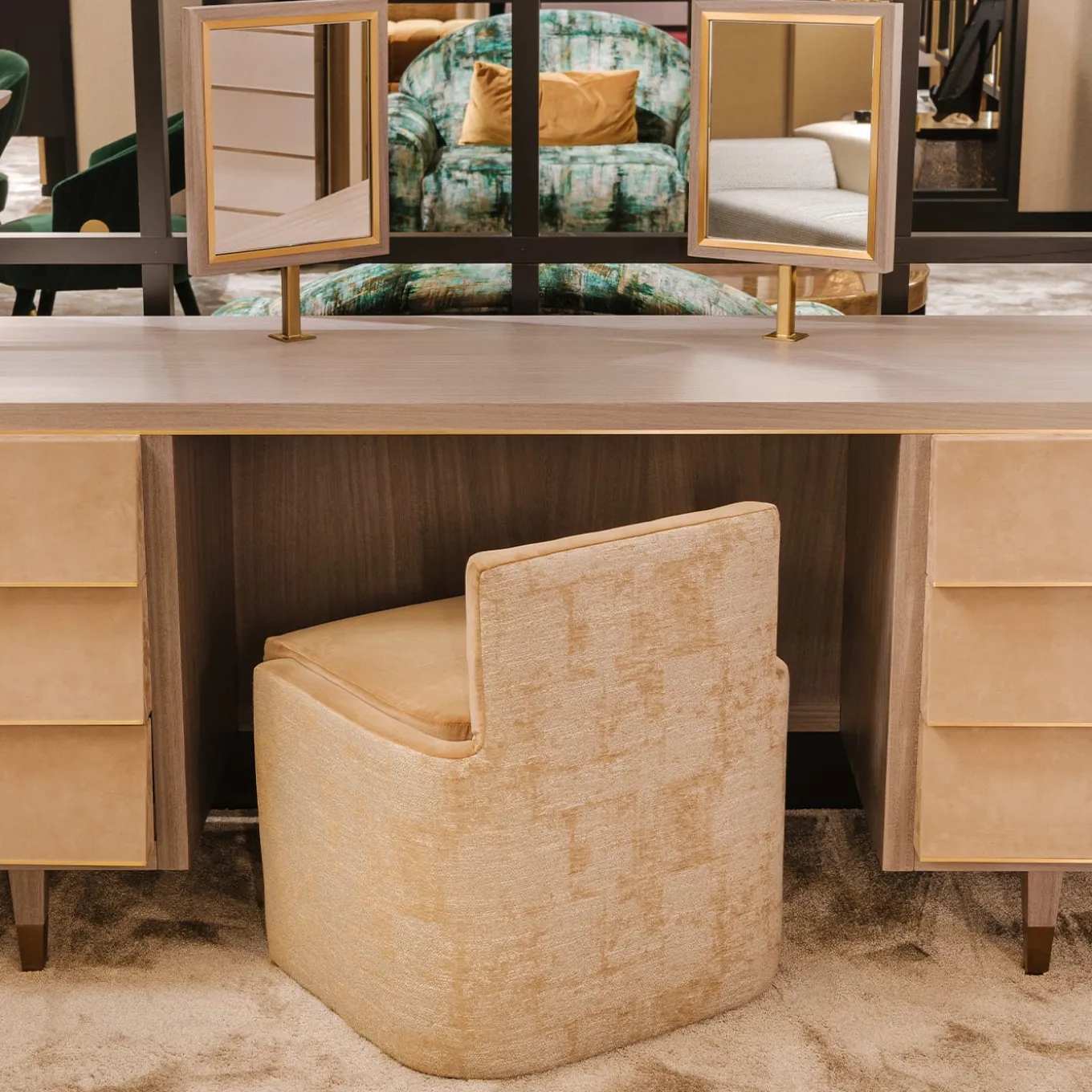 Hancock Vanity Table by Giannella Ventura