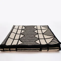 Hatches Rug Black Multicolor