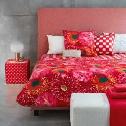 Henri Red Bed