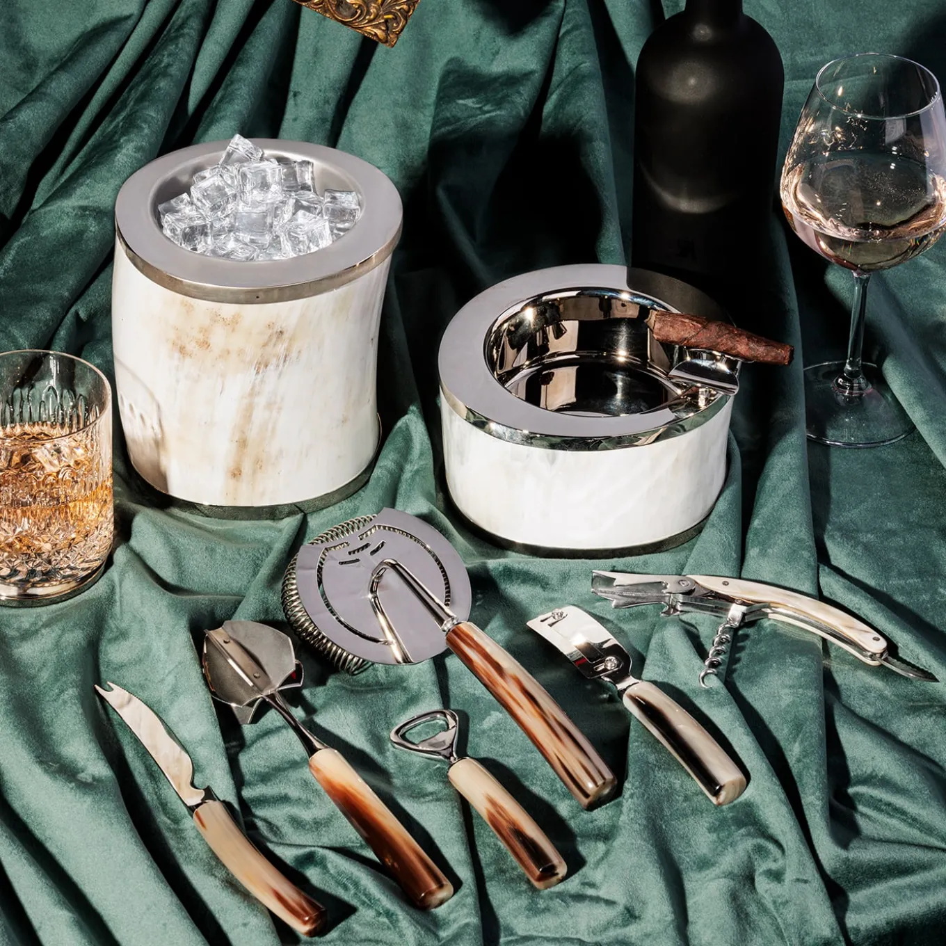 Horn & Brass Ice Bucket