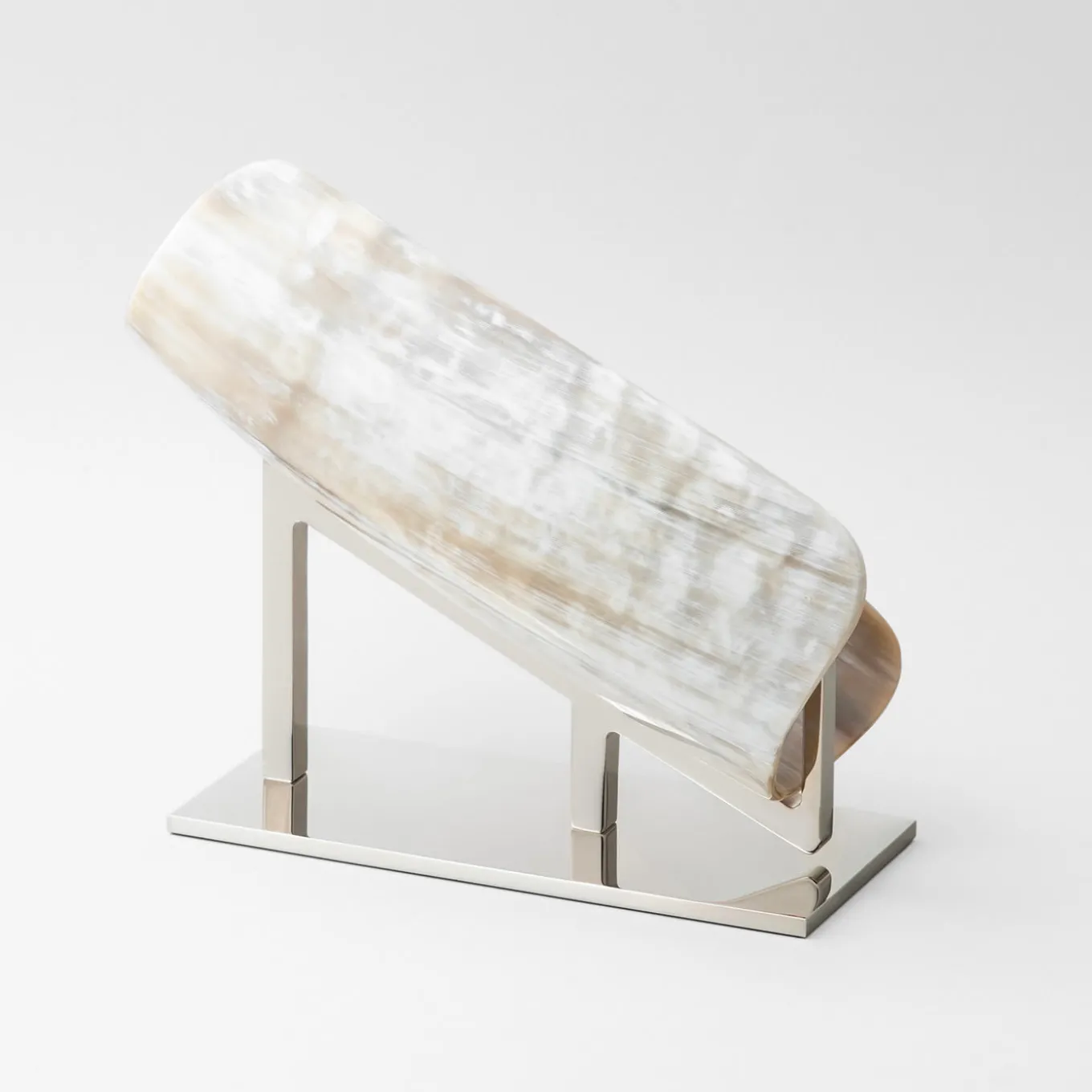 Horn Long Champagne Holder