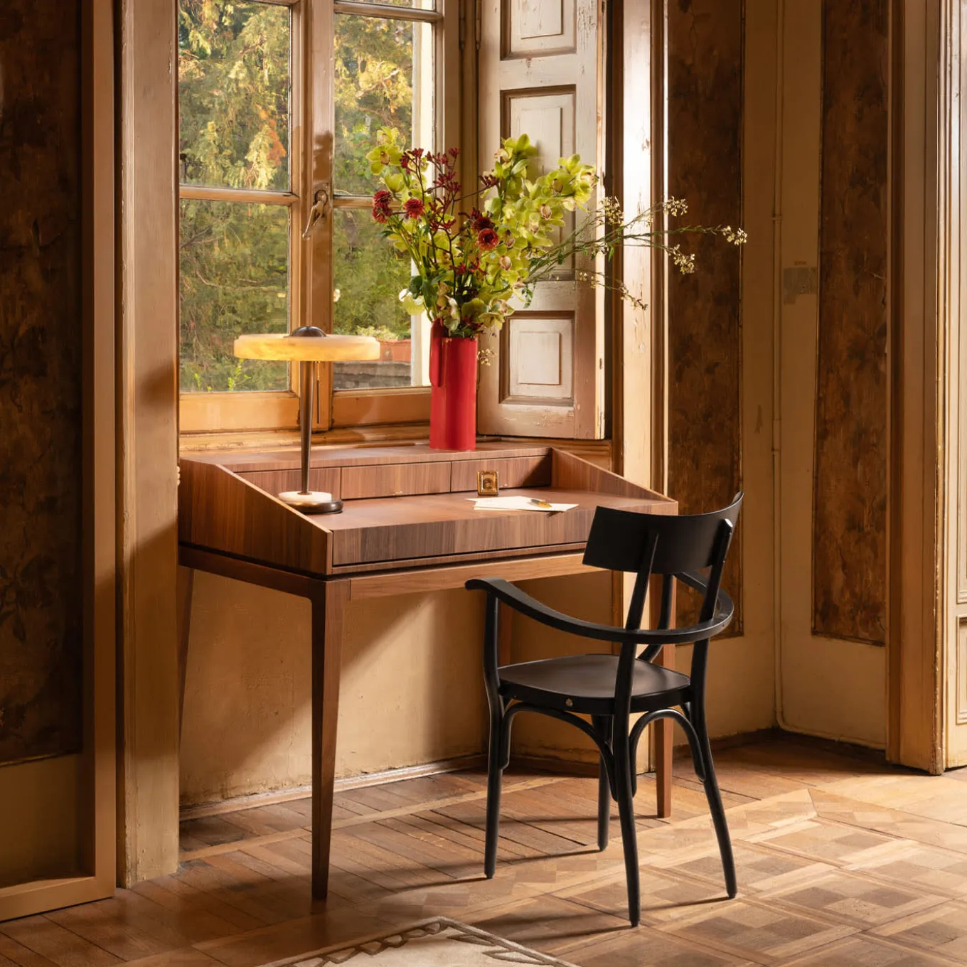 Ideale writing desk #1